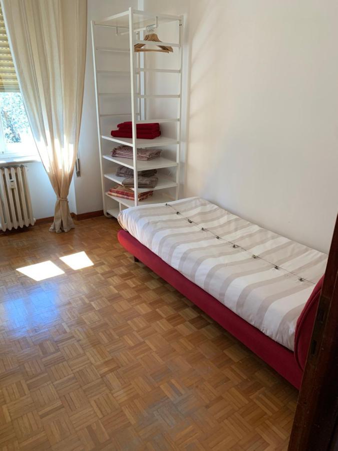 La Casa Di Loris Apartment *